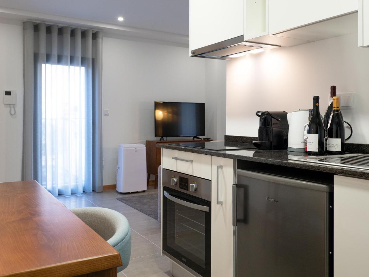 Bemyguest - Loft Guest House Jardim Das Maes Charming Viseu Ruang foto
